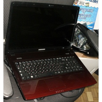 Ноутбук Samsung R780i (Intel Core i3 370M (2x2.4Ghz HT) /4096Mb DDR3 /320Gb /ATI Radeon HD5470 /17.3" TFT 1600x900) - Вологда